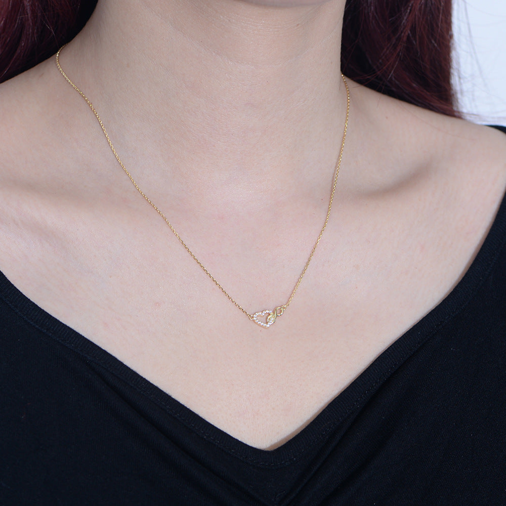 Wholesale lucky eight heart shaped sterling silver necklace