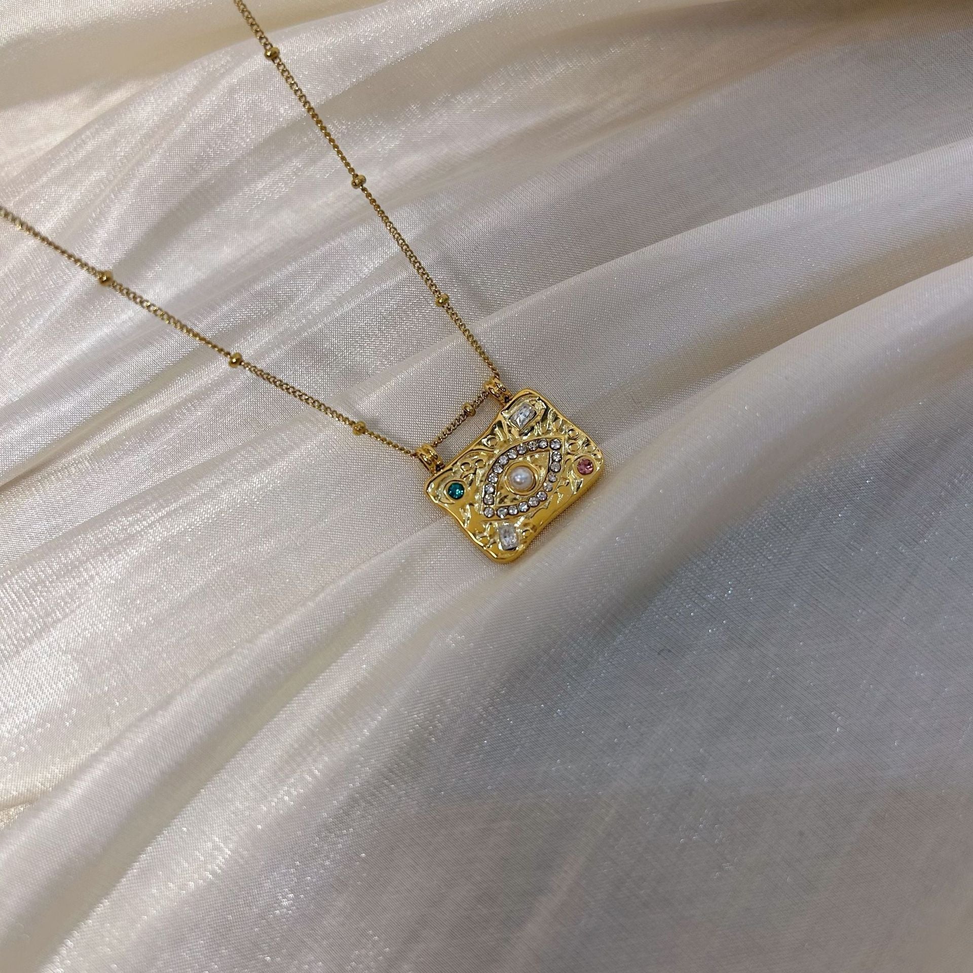 Wholesale Stainless Steel Geometric Pendant Necklace