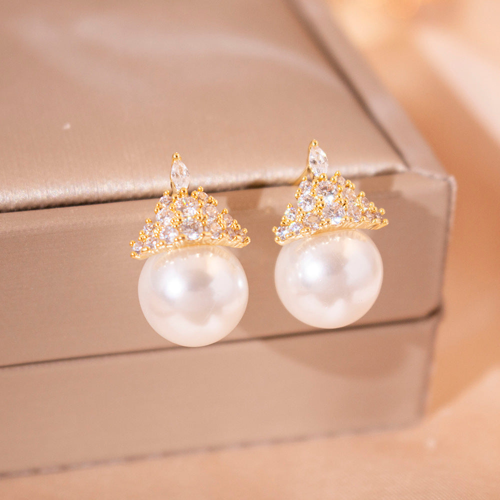 Wholesale  micro inlaid pearl zircon crown earrings