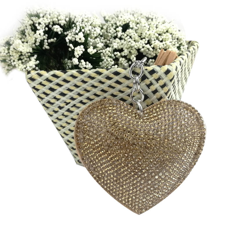 Wholesale flannel Diamond-embedded peach heart love keychain