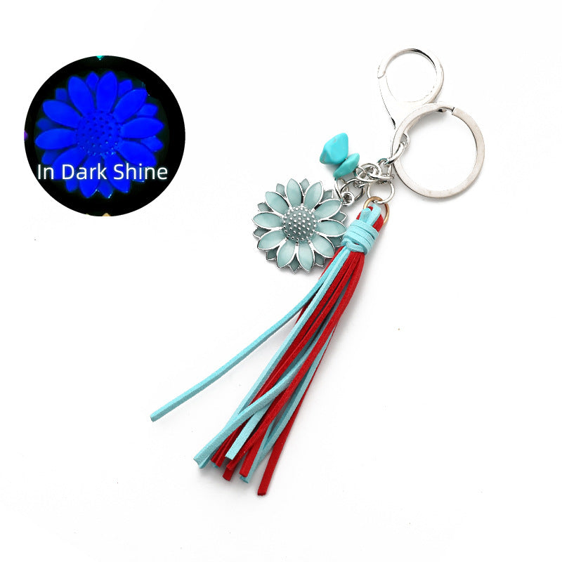Wholesale Retro Western Style  Luminous Niutou Turquoise Fluorescent Metal Keychain