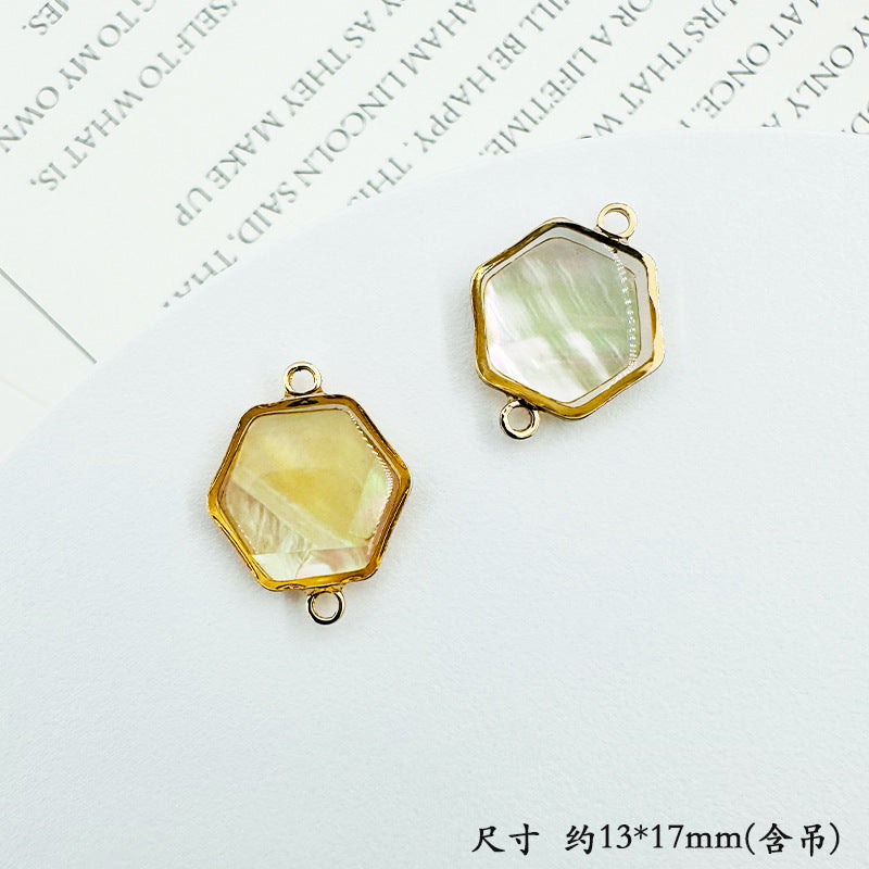 Wholesale Trendy Geometric Shell Pendant Copper Electroplated DIY Jewelry Accessory For Layering Necklaces Boutique Resale