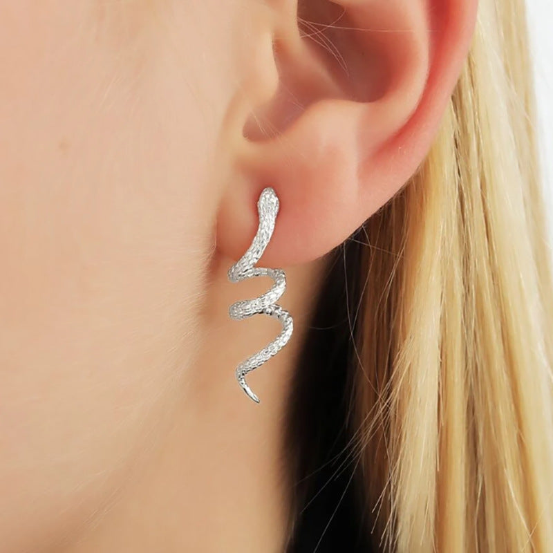 Wholesale  snake-shaped  vintage alloy stud earrings