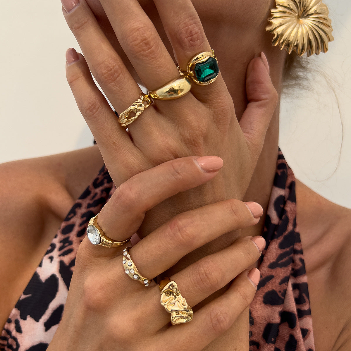 Wholesale Alloy Electroplated Retro Style Ring - Trendy Fashion Jewelry Accessory