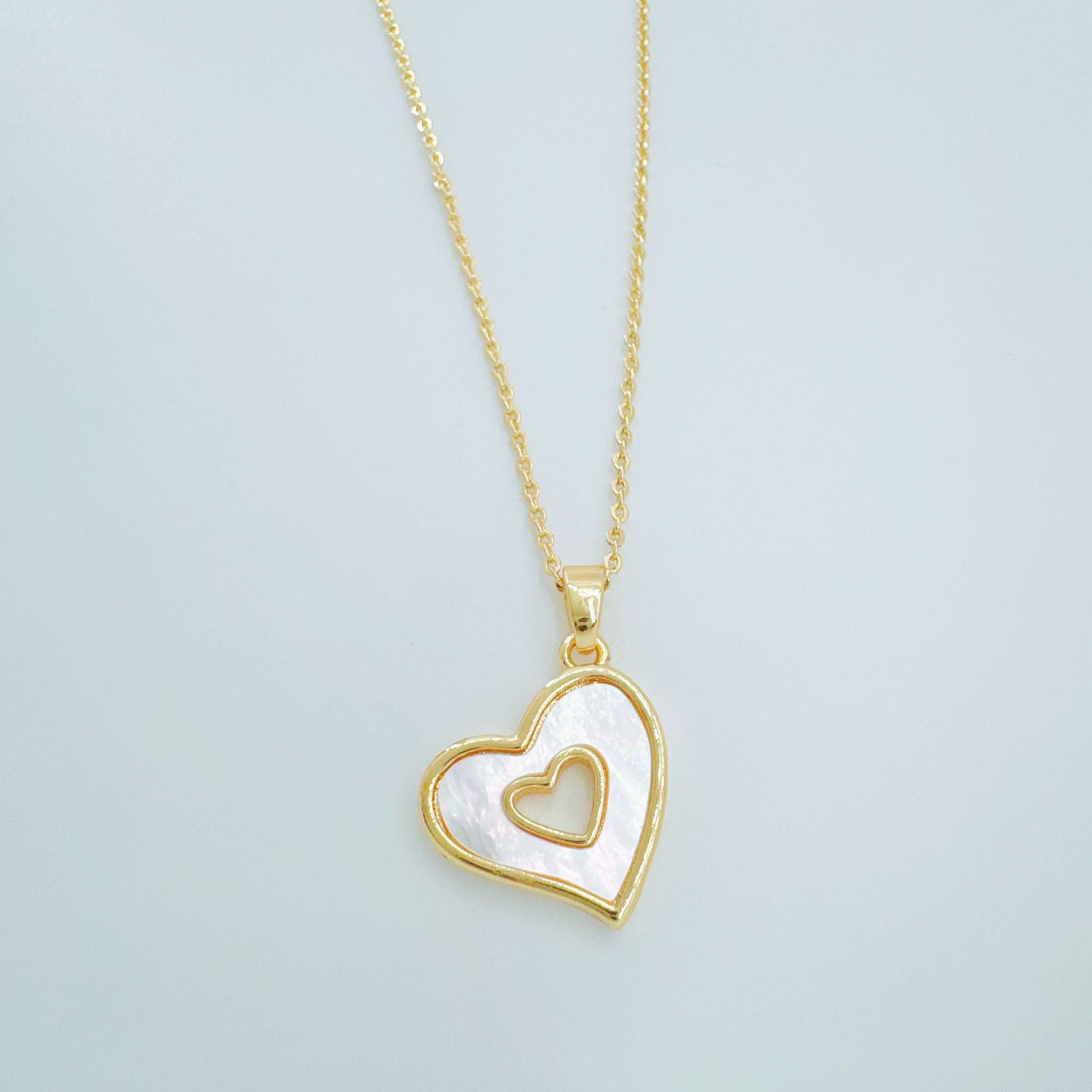 Wholesale DIY Shell Heart Necklace Pendant Gold Plated Fashion Jewelry Accessory Boutique Resale
