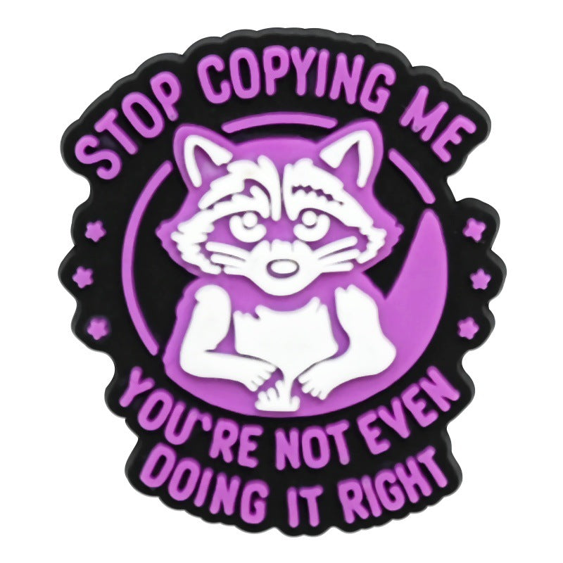 Wholesale Random 100pcs Cartoon raccoon-shaped  PVC Soft Rubber Shoe Buckle Decoration