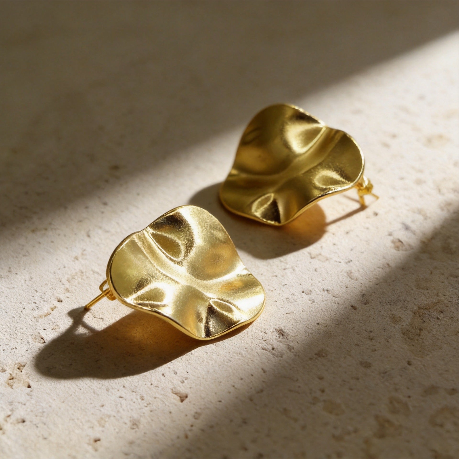 Wholesale Stainless Steel Gold Leaf Hollow Earrings for Women,  Stylish Party and Everyday Jewelry Accessory