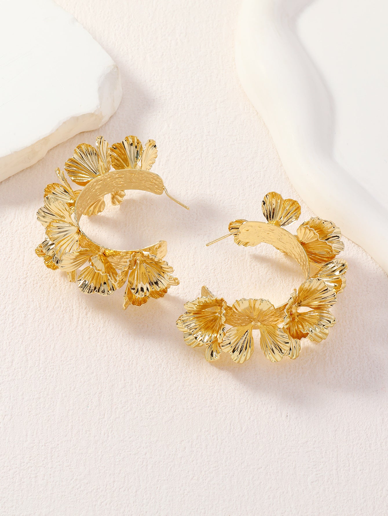 Wholesale Long Petal Tassel Exaggerated Earrings Statemente Earrings ACC-ES-Qunq001