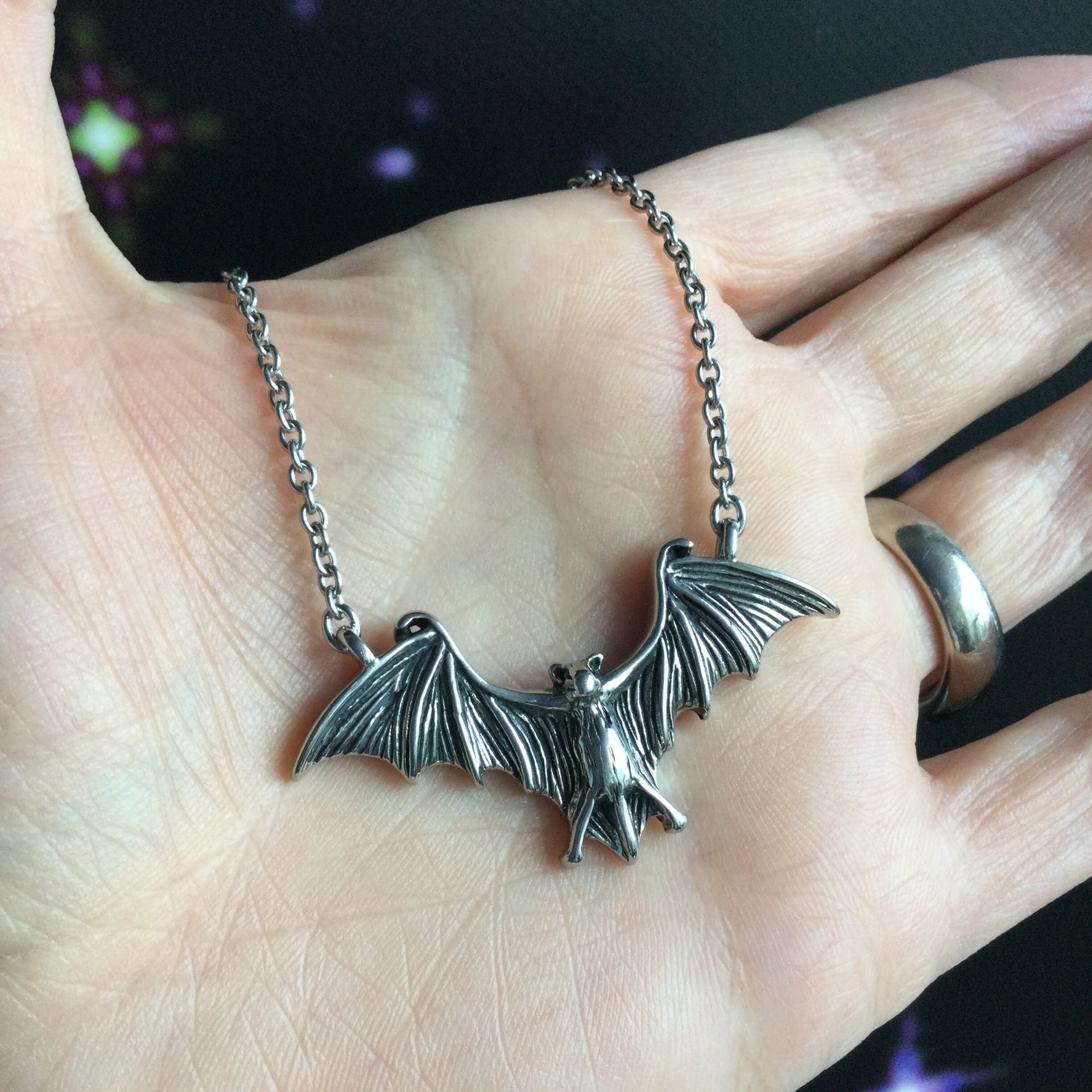 Wholesale Gothic Punk Antique Silver Bat Pendant Necklace,  Alloy,  Unisex Jewelry Accessory