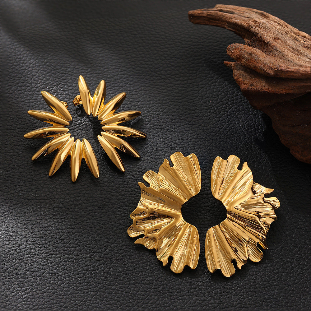 Wholesale  Stainless Steel 18K Gold Petal Earrings Exaggerated Leaf Earrings Flower Irregular Earrings