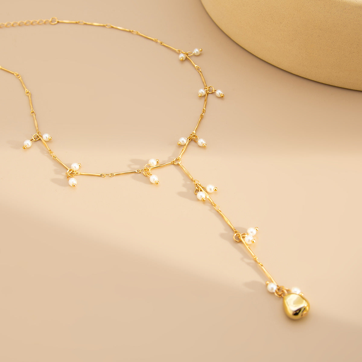 Wholesale Minimalist Y-Shaped Imitation Pearl Necklace Fashion Jewelry Accessory Boutique Resale