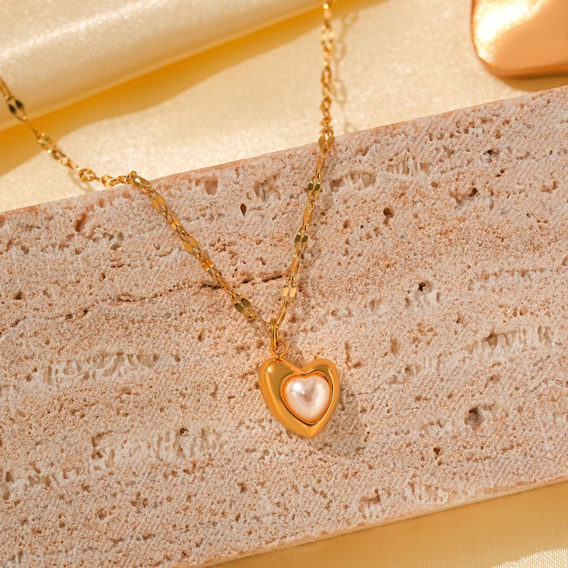 Wholesale Titanium Steel Retro Hip-hop Blue Devil's Eye Bow Love Pendant Evil Eye Necklace