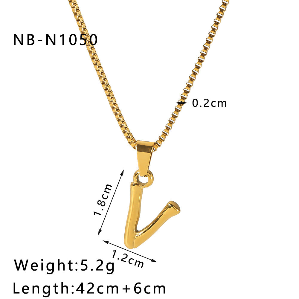 Großhandel geometrische geometrische Titan -Stahl mit 18 Karat Gold Fashion Metall Letter Halskette ausgestattet