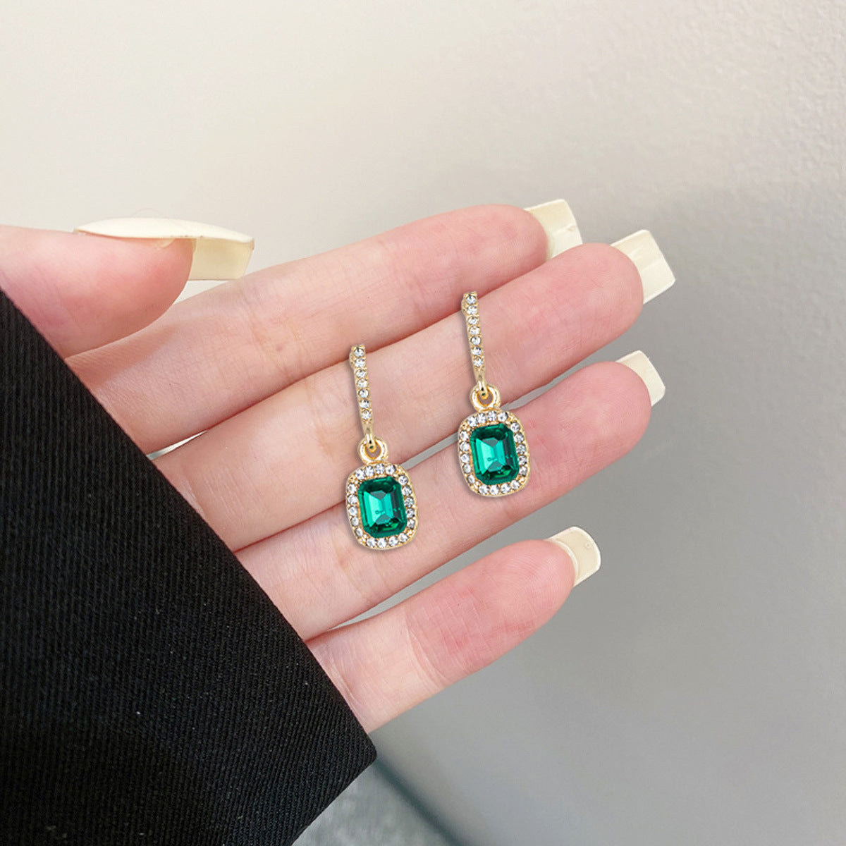 Wholesale green diamond flower lovely earrings