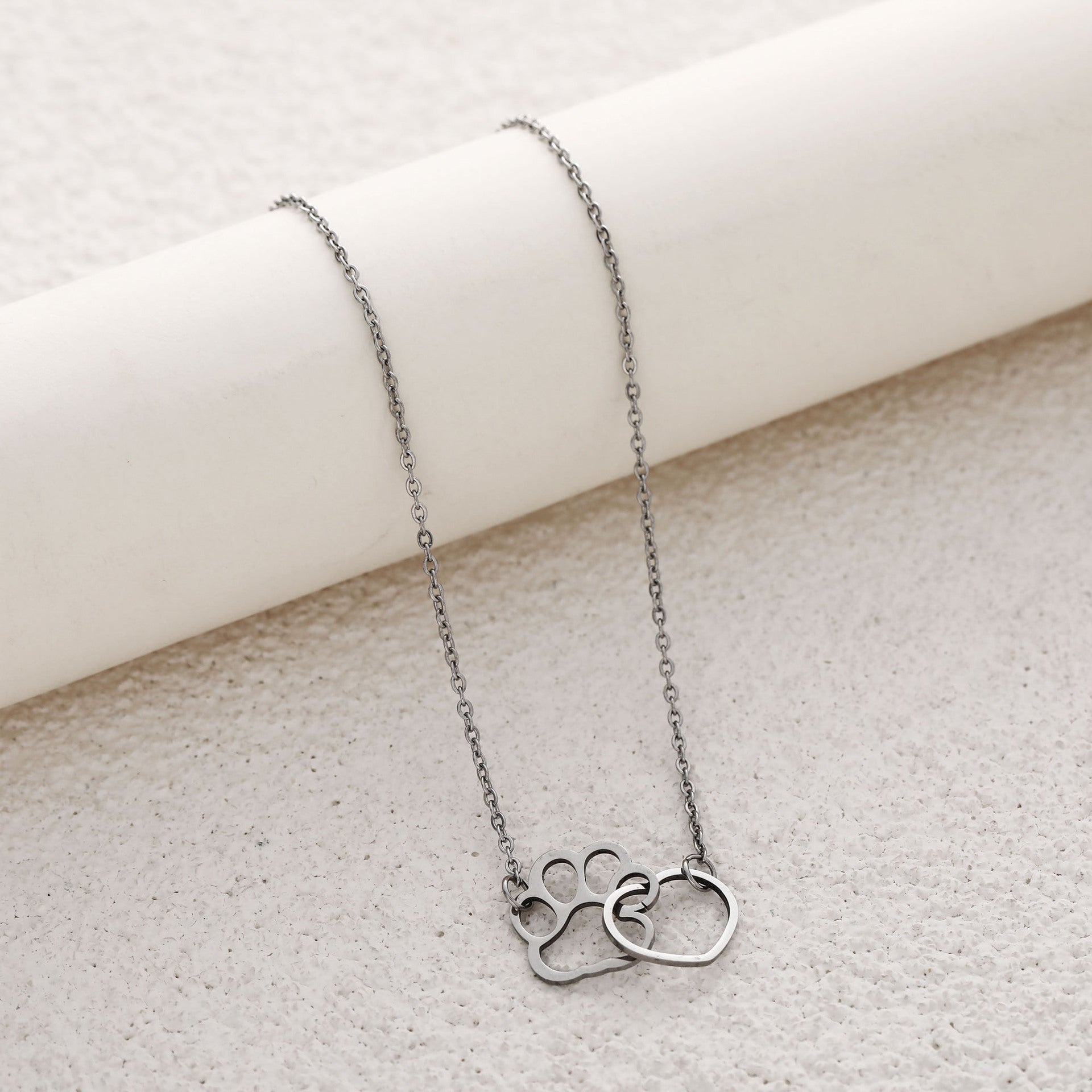 Wholesale  cute necklace cartoon pet footprints love hollow stainless steel pendant necklace