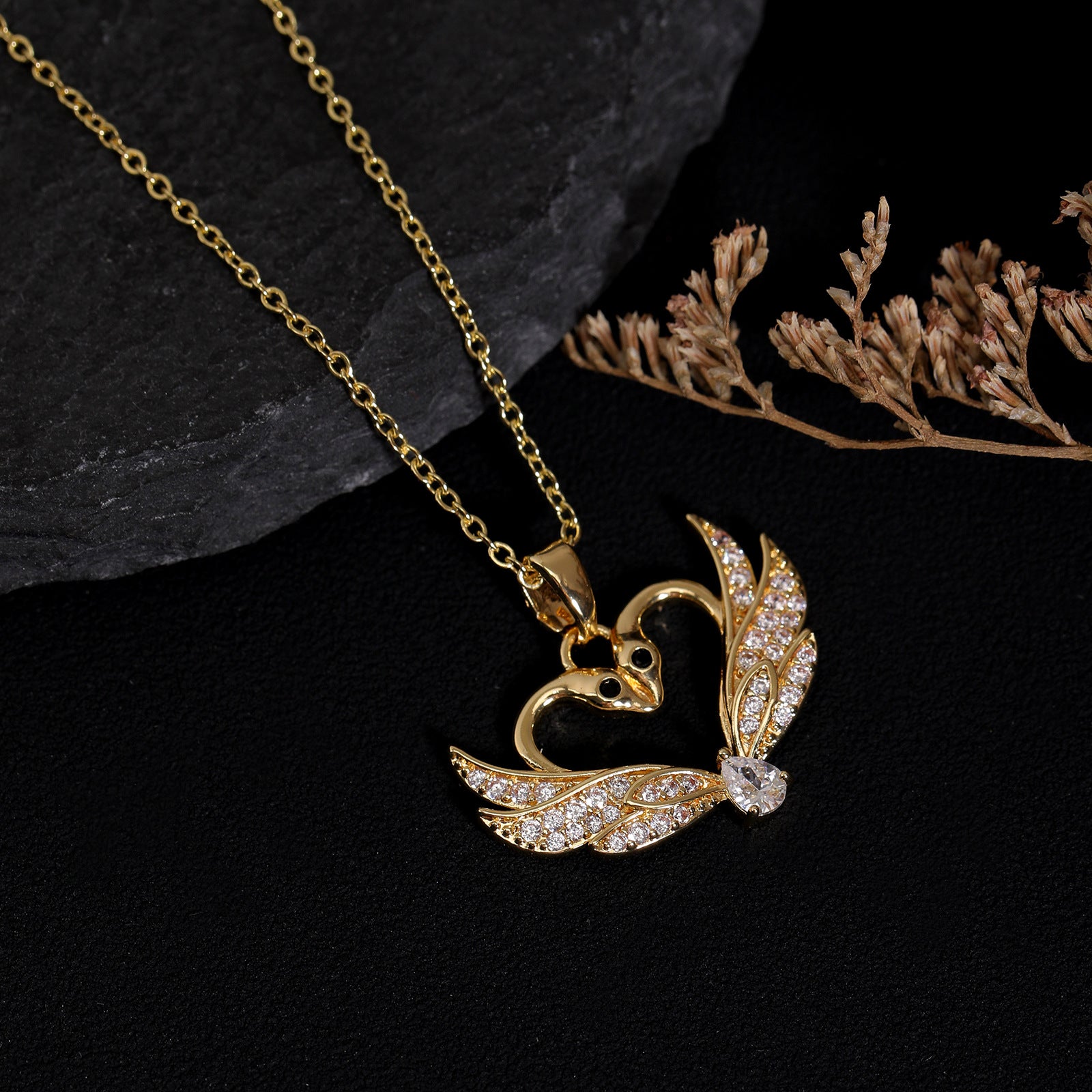 Wholesale Trendy Two Swan Pendant Necklace Copper Zircon Animal Shape Charm Layering Jewelry Boutique Resale
