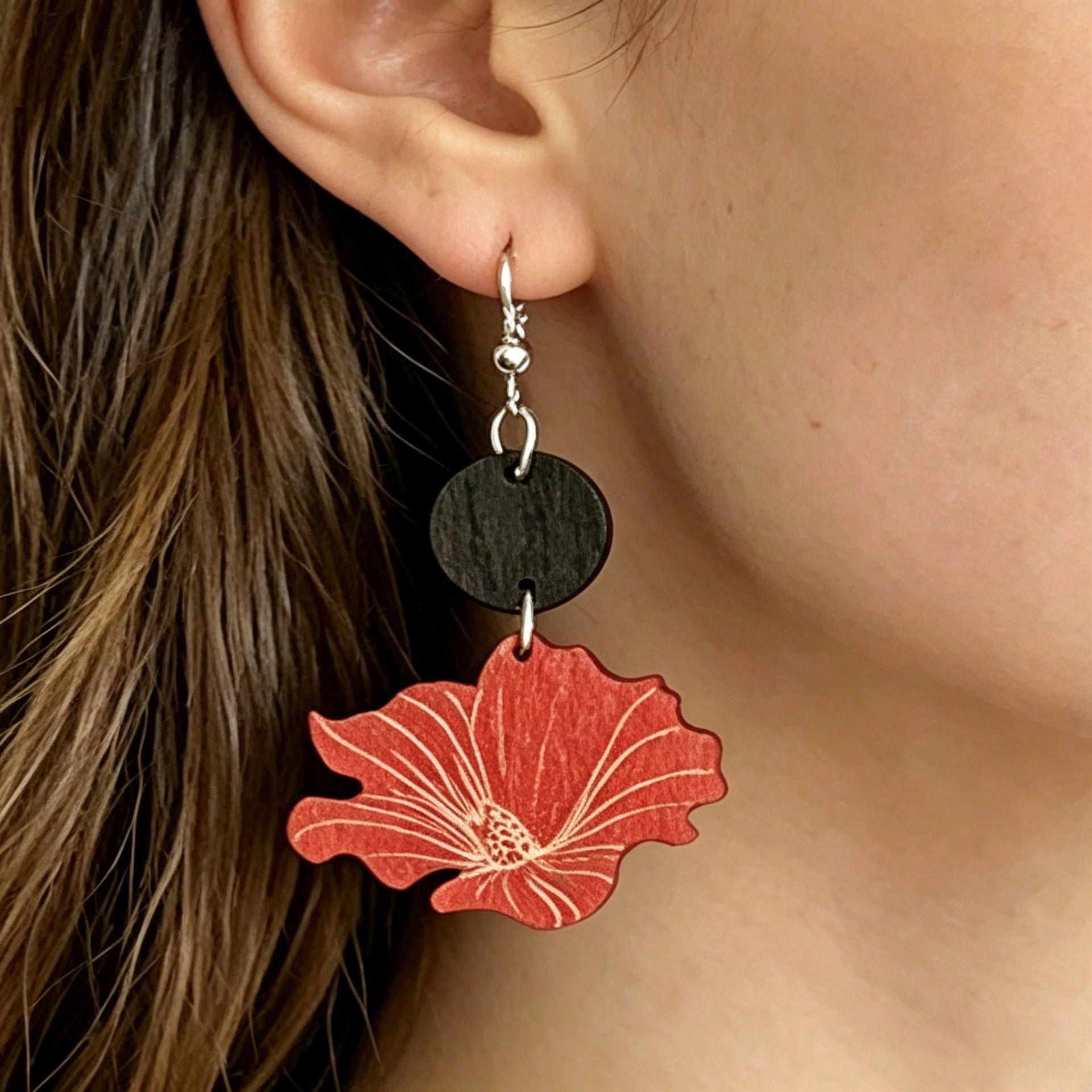 Wholesale Wooden Retro Floral Print Earrings with Hibiscus Pendants - Fashion Accessory for Resale