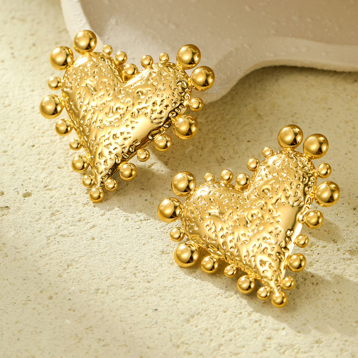 Wholesale  Retro Gold Stainless Steel Earrings Love  Earrings