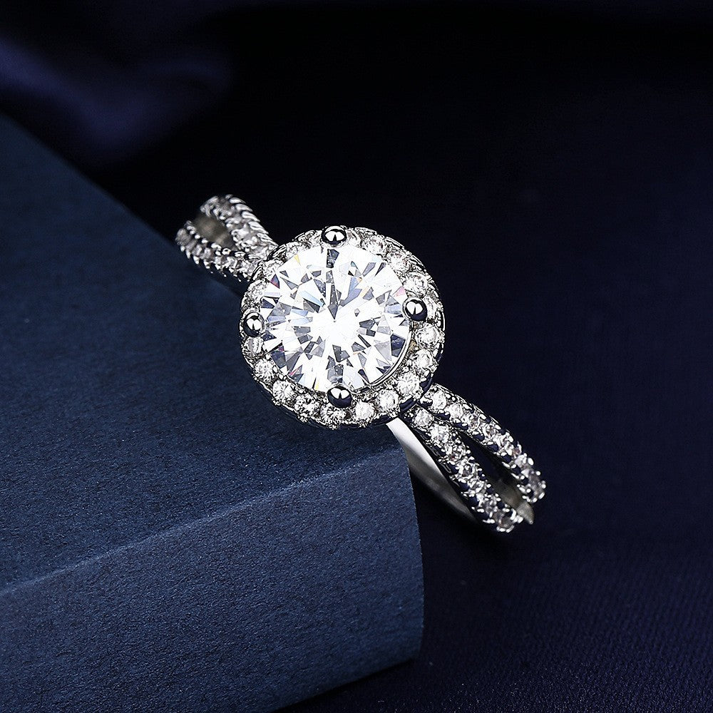 Wholesale double row twisted round light year ring