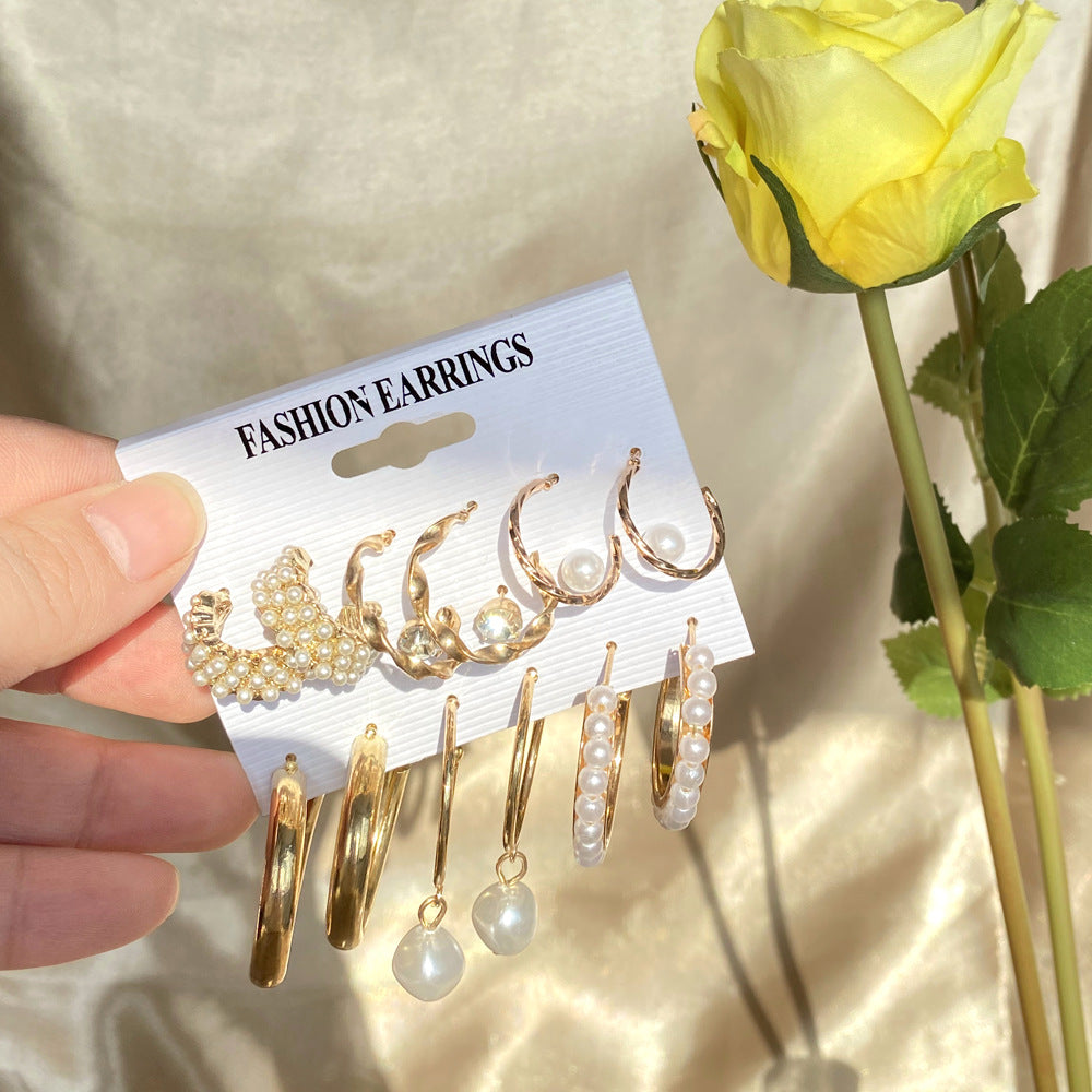 Wholesale  Retro Diamond-encrusted Pearl Women's Earrings Set