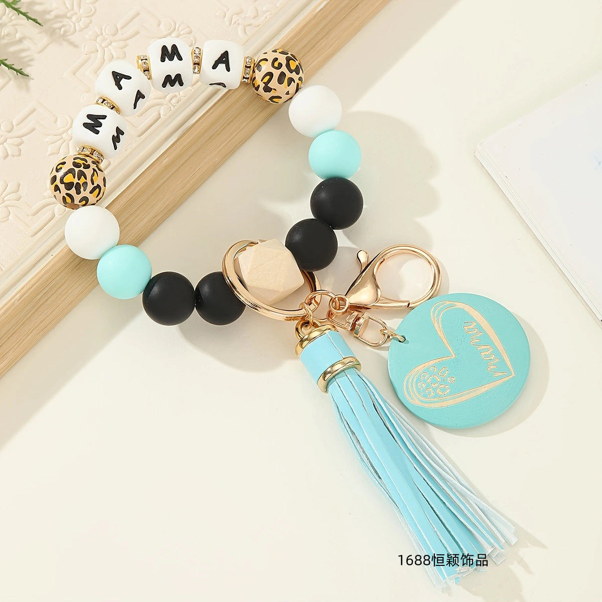 Wholesale Alphabet Brand MAMA Women's Keychain Silicone Beaded Keychain