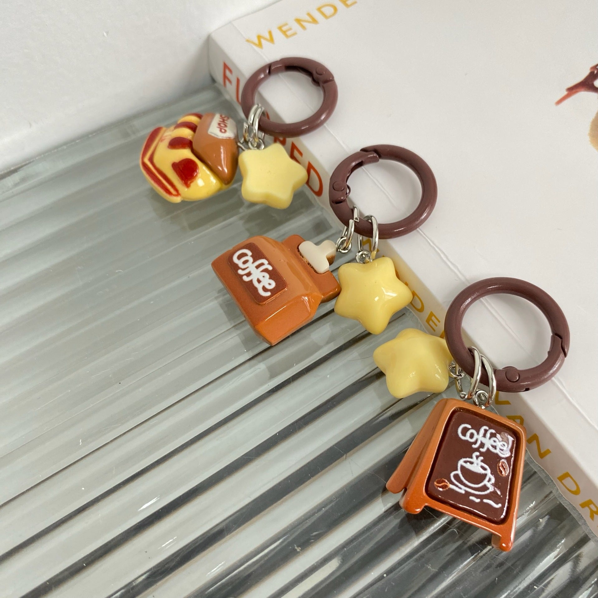 Wholesale Lovely Coffee Shop Star Keychain Resin Pendant Cute Bag Charm Boutique Accessory for Girls