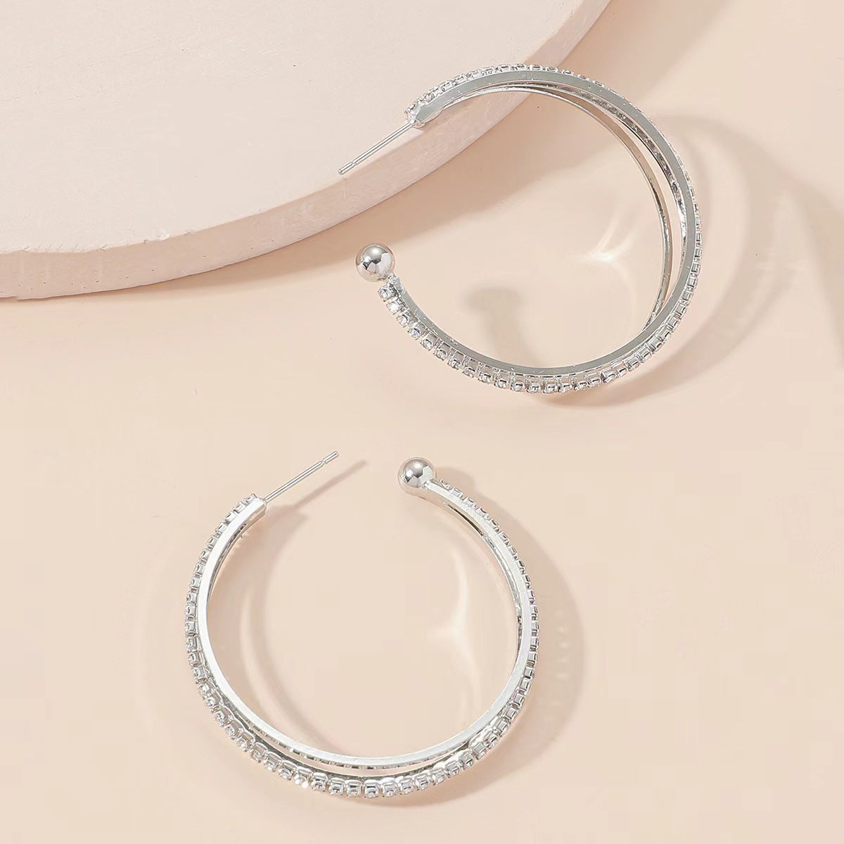 Wholesale three-circle diamond super shiny earrings