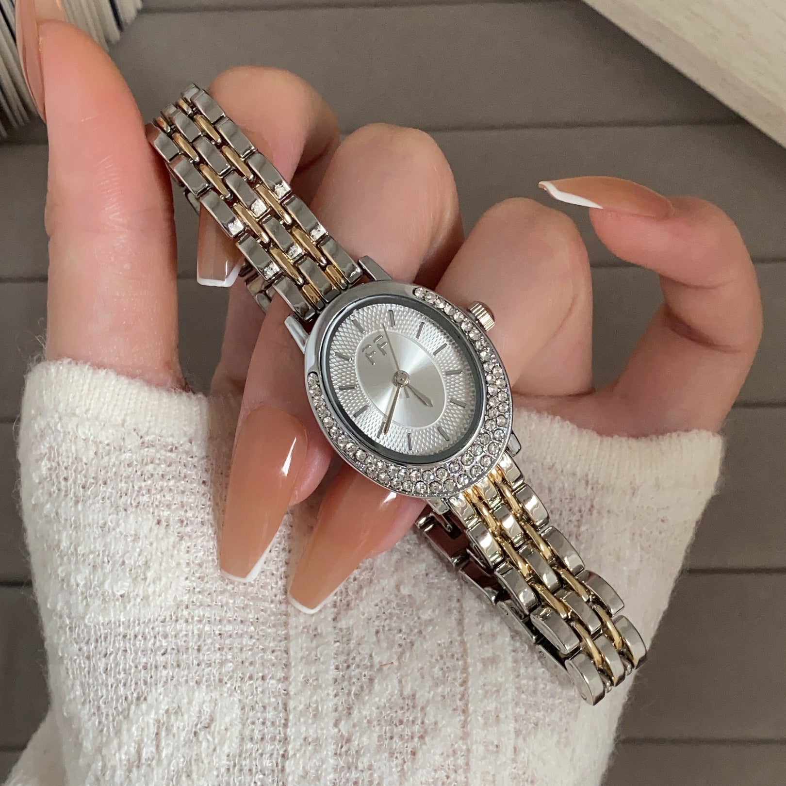 Wholesale Women S Crystal Embellished Oval Dial Quartz Watch Two Tone Gold Steel Band Chic Fashion Accessory For Everyday Wear Or Gift