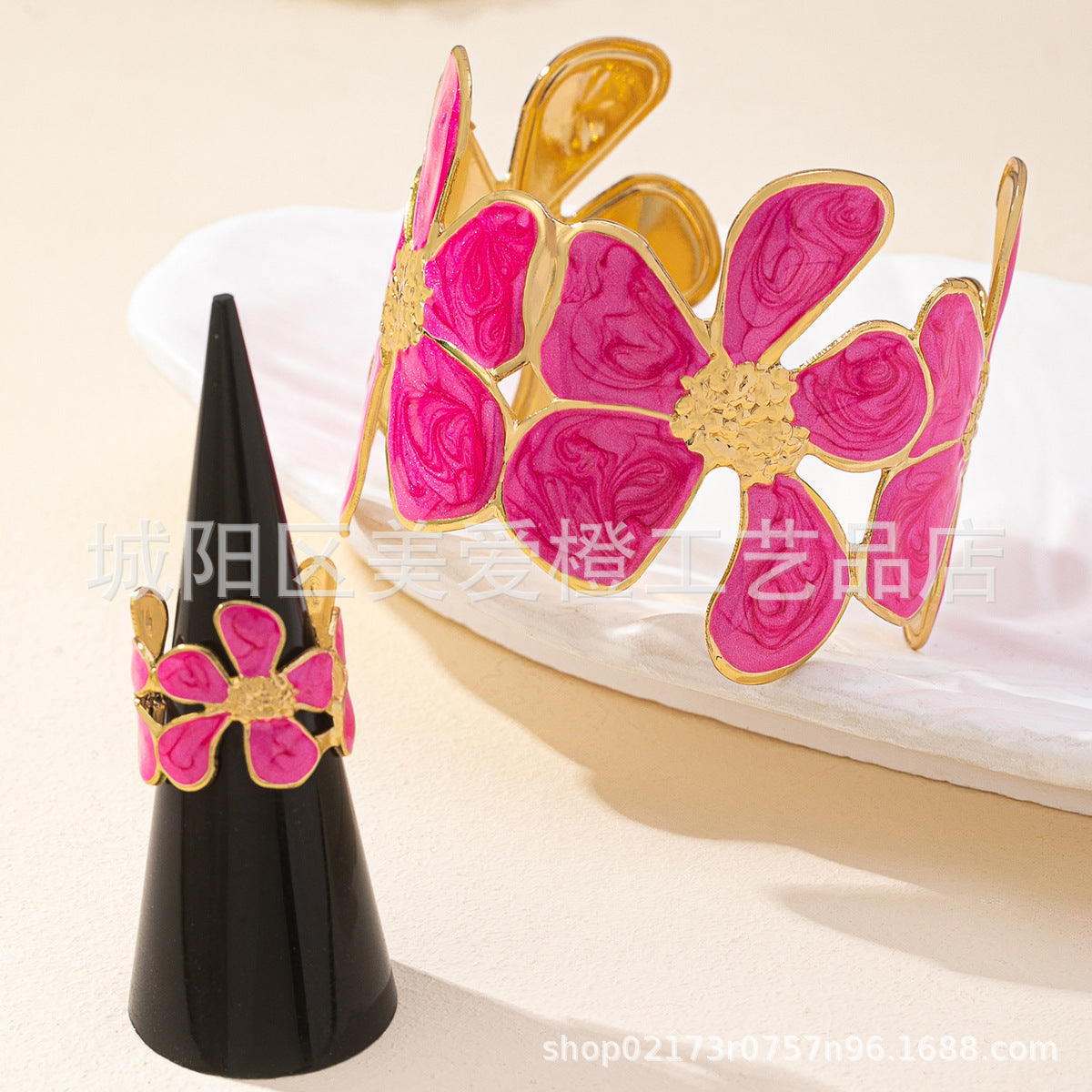 Wholesale 2-piece oil-drop versatile fashion five-petal flower ring and bracelet adjustable opening women' s jewelry set