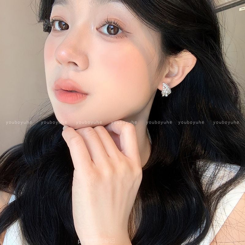 Wholesale Micro-inlaid zircon pearl earrings light luxury lace edge earrings