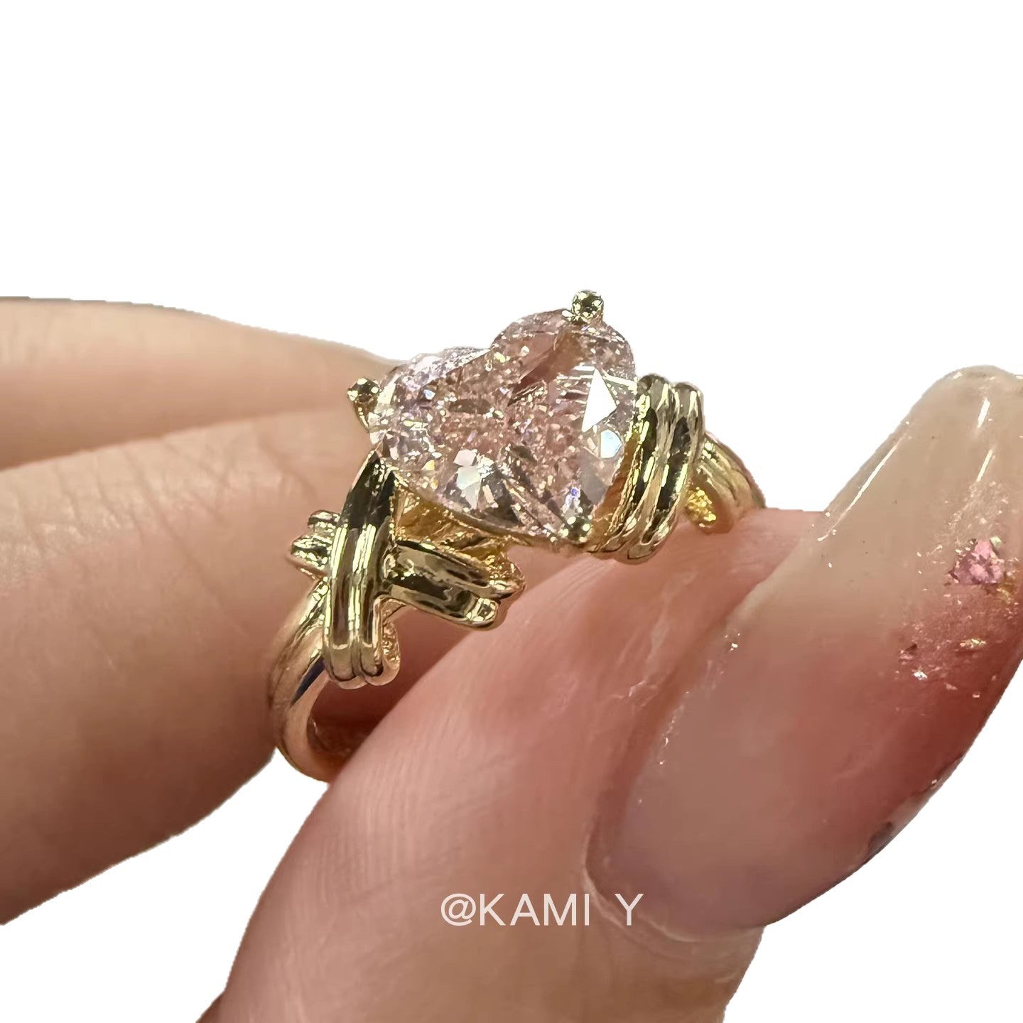 Wholesale Super Shiny Pink Heart Line Ring