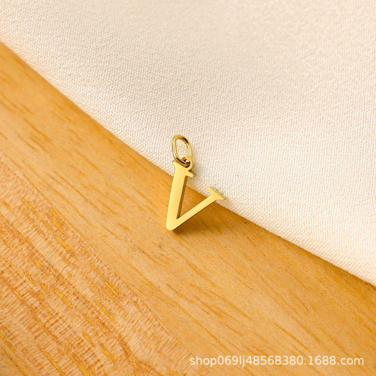 Wholesale Titanium steel letter pendant