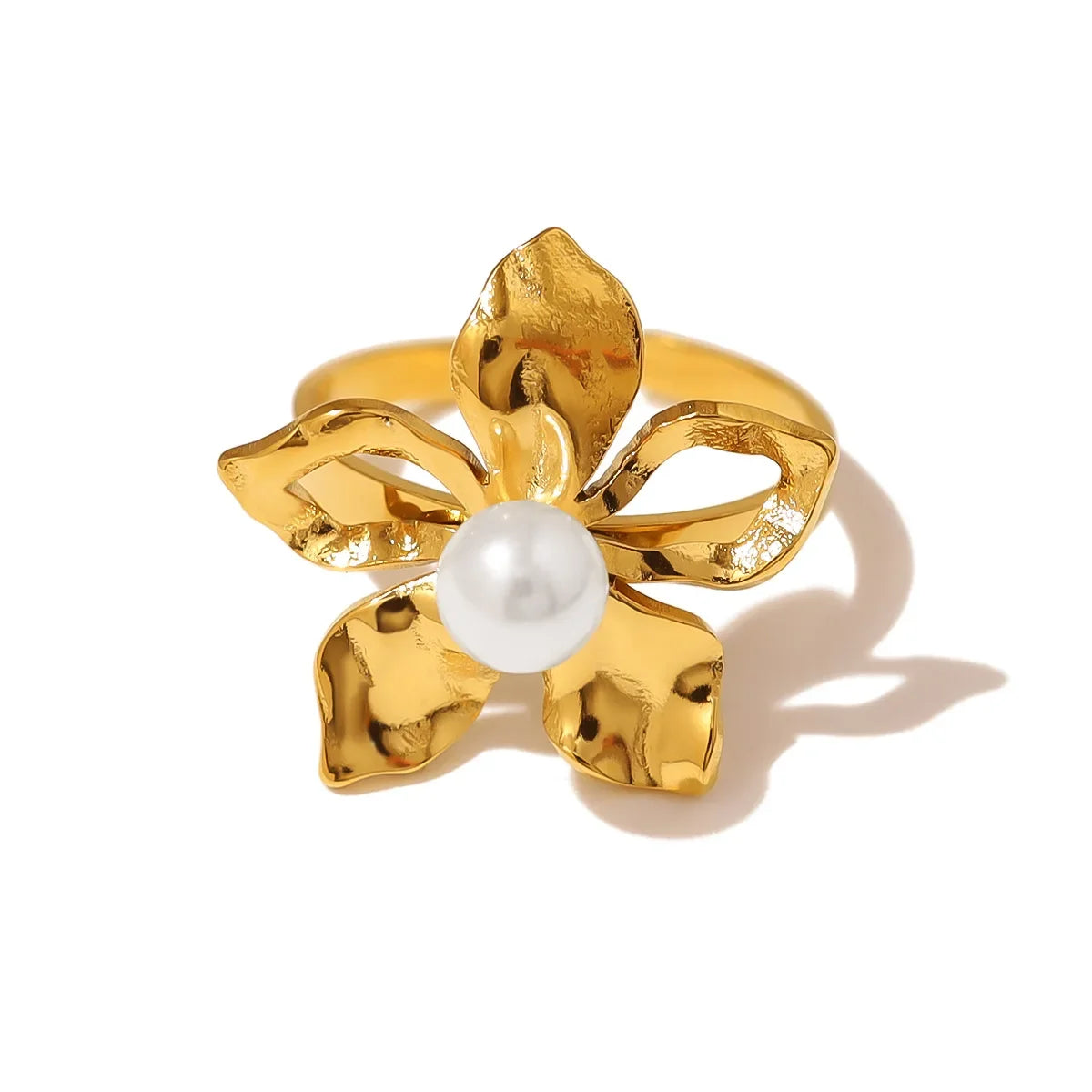 Wholesale Titanium Steel Light Luxury New Flower Style  Ring