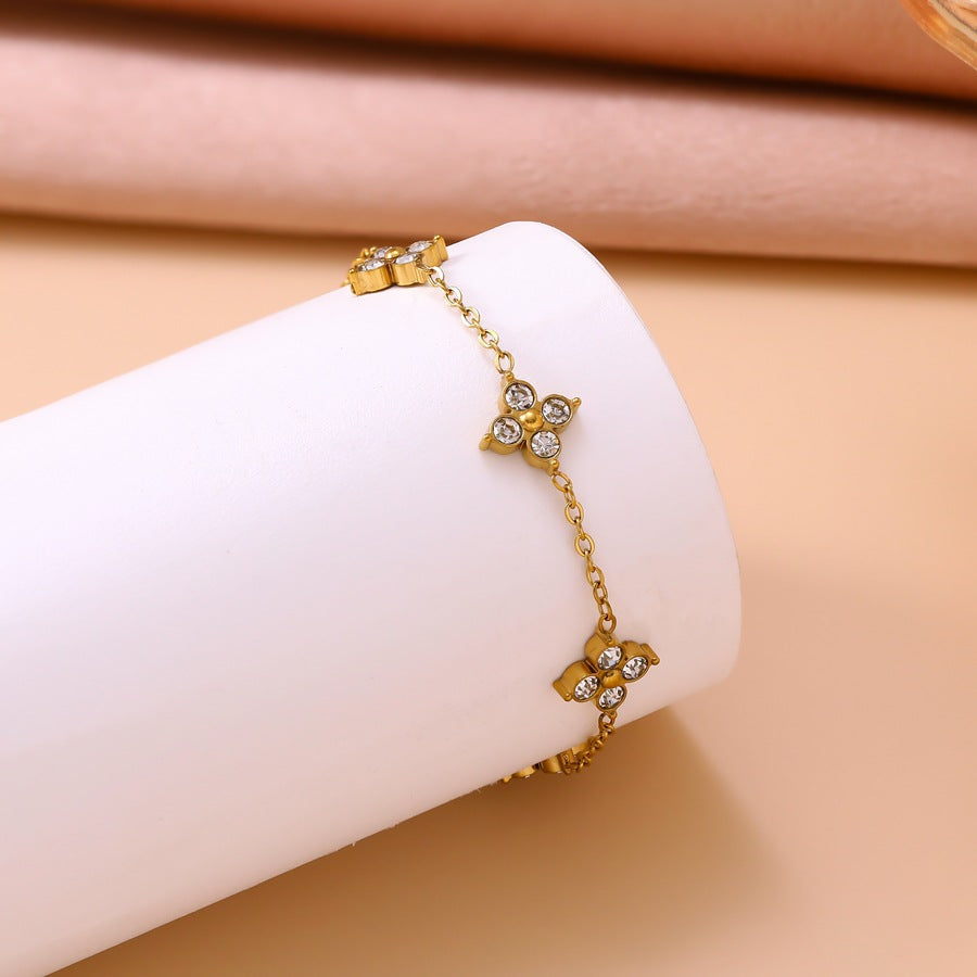 Wholesale Fashion Stainless Steel Four-Leaf Clover Bracelet for Women with Diamond Accents Jewelry Accessory