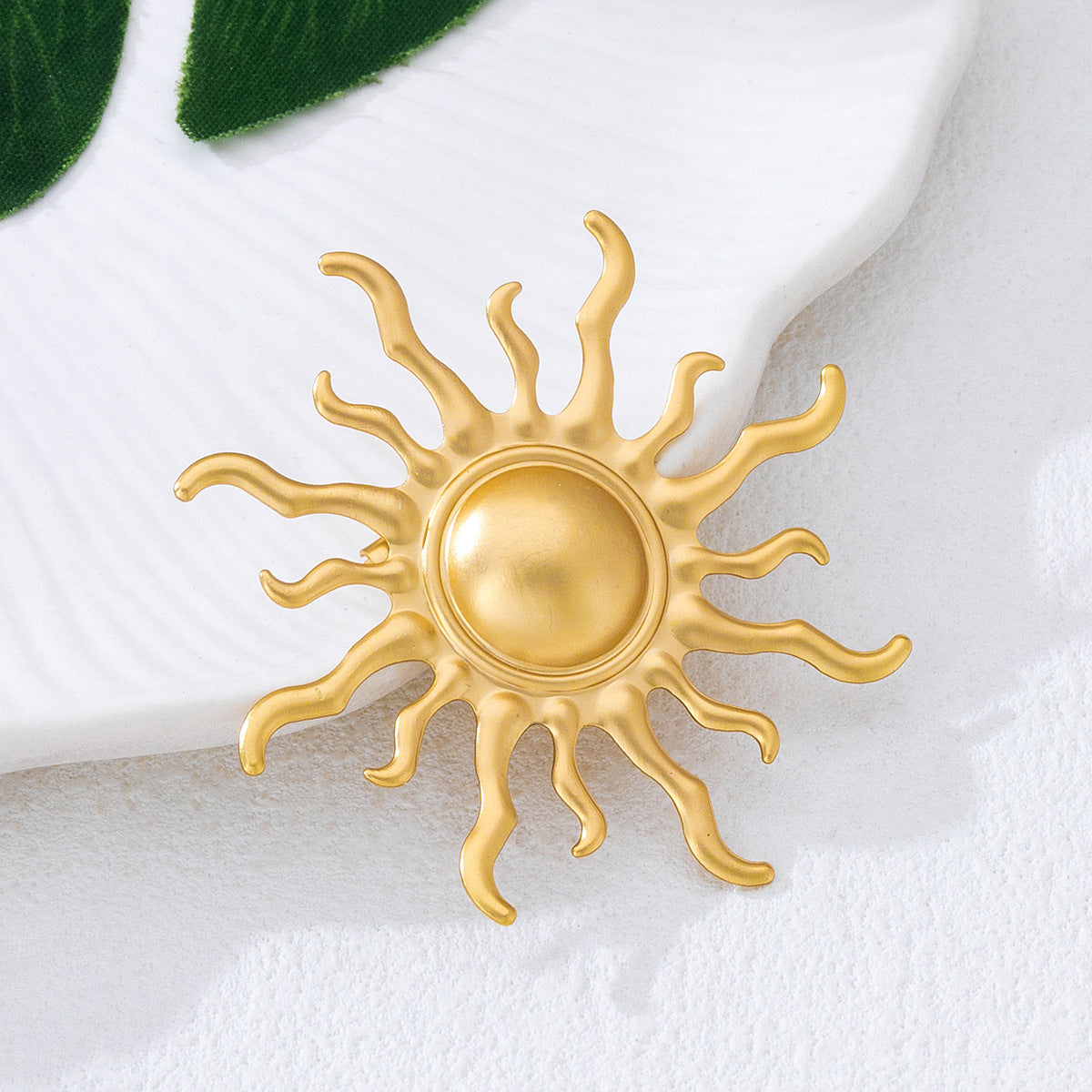 Wholesale Fashionable Trendy Metal Large Sunfower Brooch