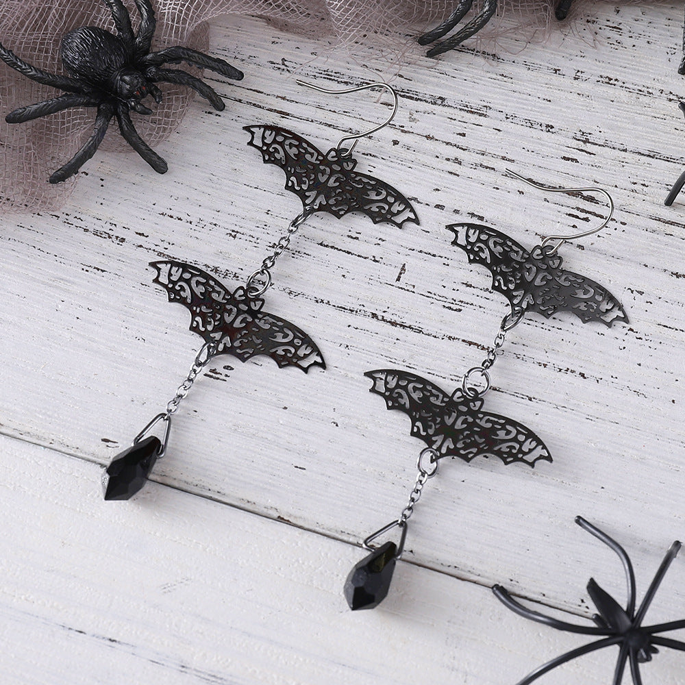 Wholesale Gothic Bat Pendant Tassel Earrings For  Black Zinc Alloy Jewelry Accessory For Boutique Resale