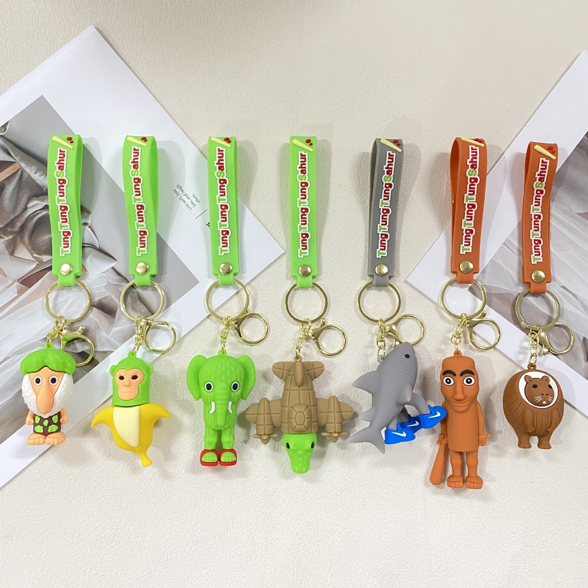 Wholesale Cute cartoon silicone keychain ACCVIP