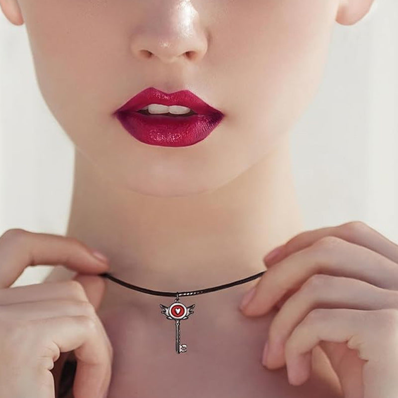 Wholesale  Heart-shaped Key Pendant Necklace