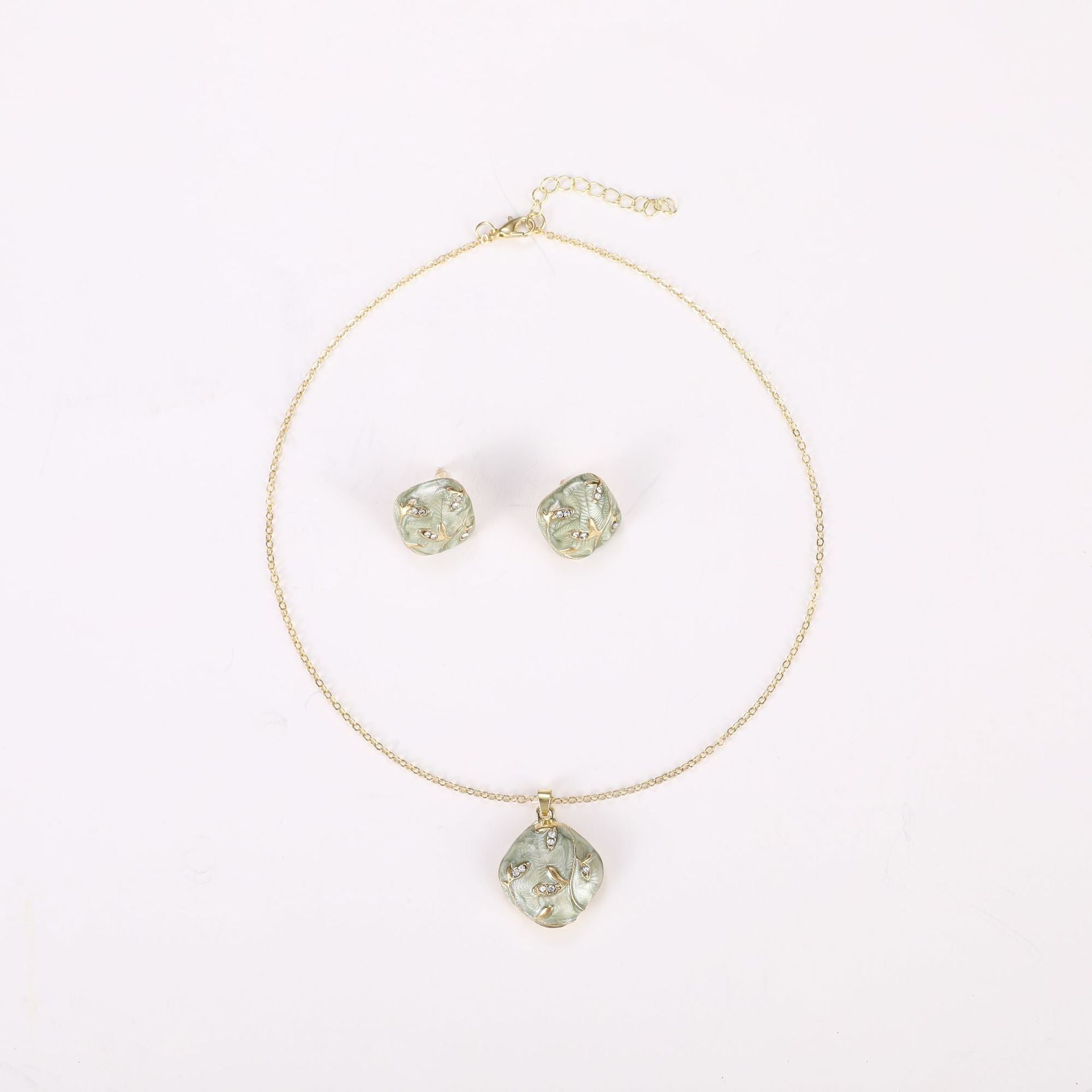Wholesale Gold Tone Alloy Vintage French Style Crystal Block Pendant Necklace Earrings Set Trendy Party Gift