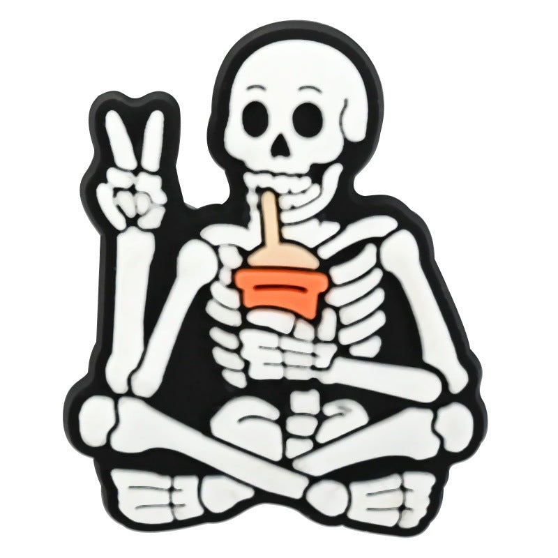 Wholesale Random 100pcs  skull cartoon clogs  PVC Soft Rubber Shoe Buckle Decoration