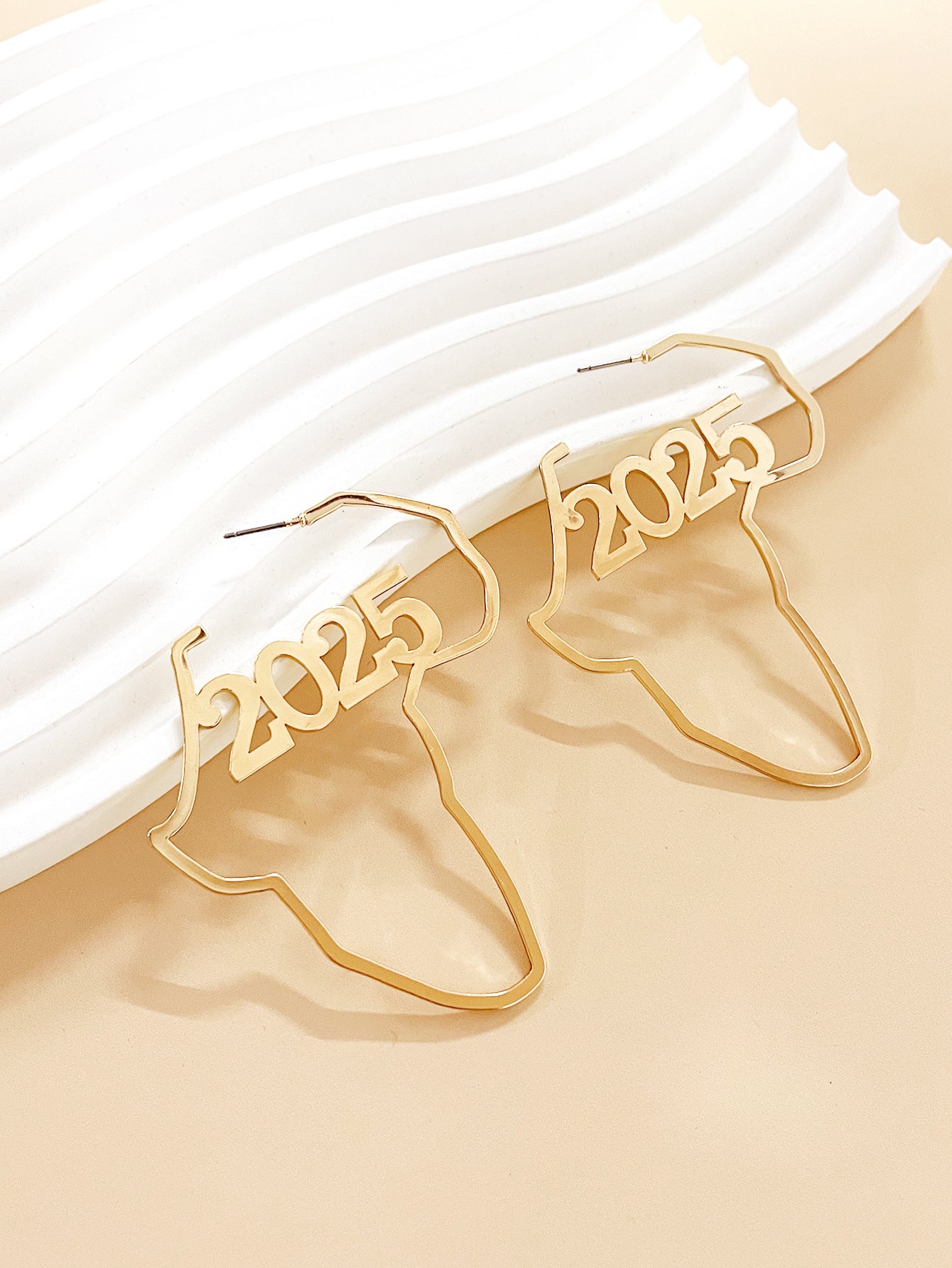 Wholesale  2025 Digital Modeling Simple Fashion Earrings