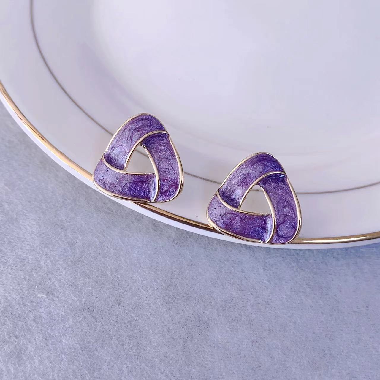 Wholesale French Retro Purple Dripping Glaze Love Earrings Alloy Fashion Accessory for Women