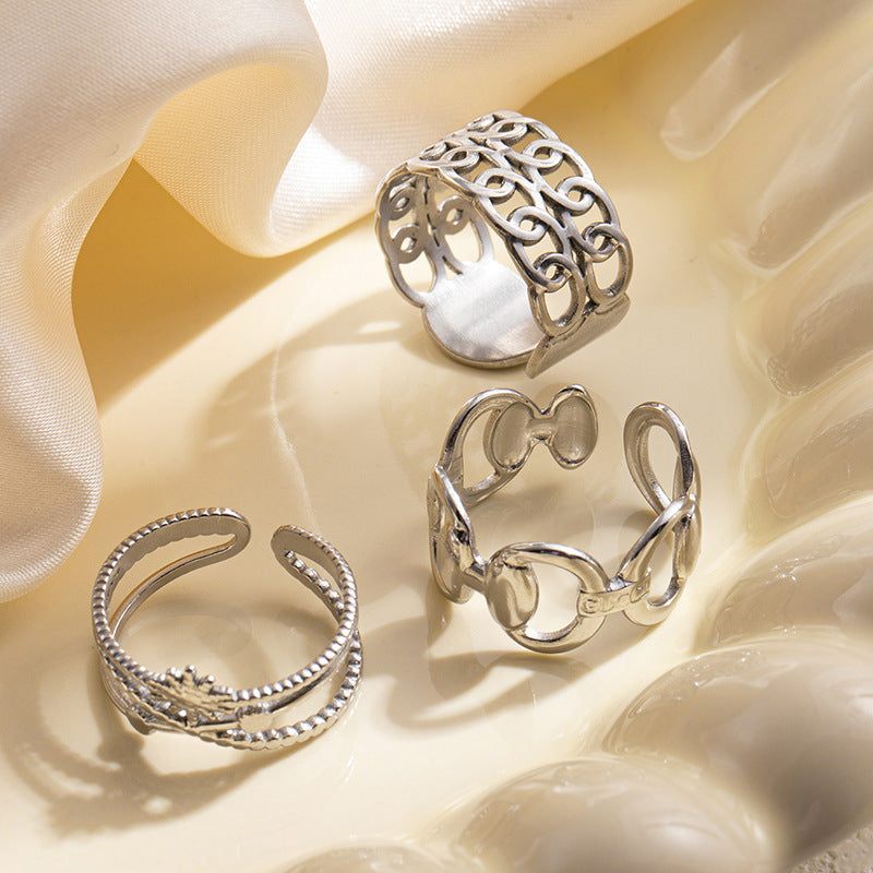 Wholesale Retro Heart Butterfly Hollow Titanium Steel Ring,  Fashion Accessory for Boutique Resale