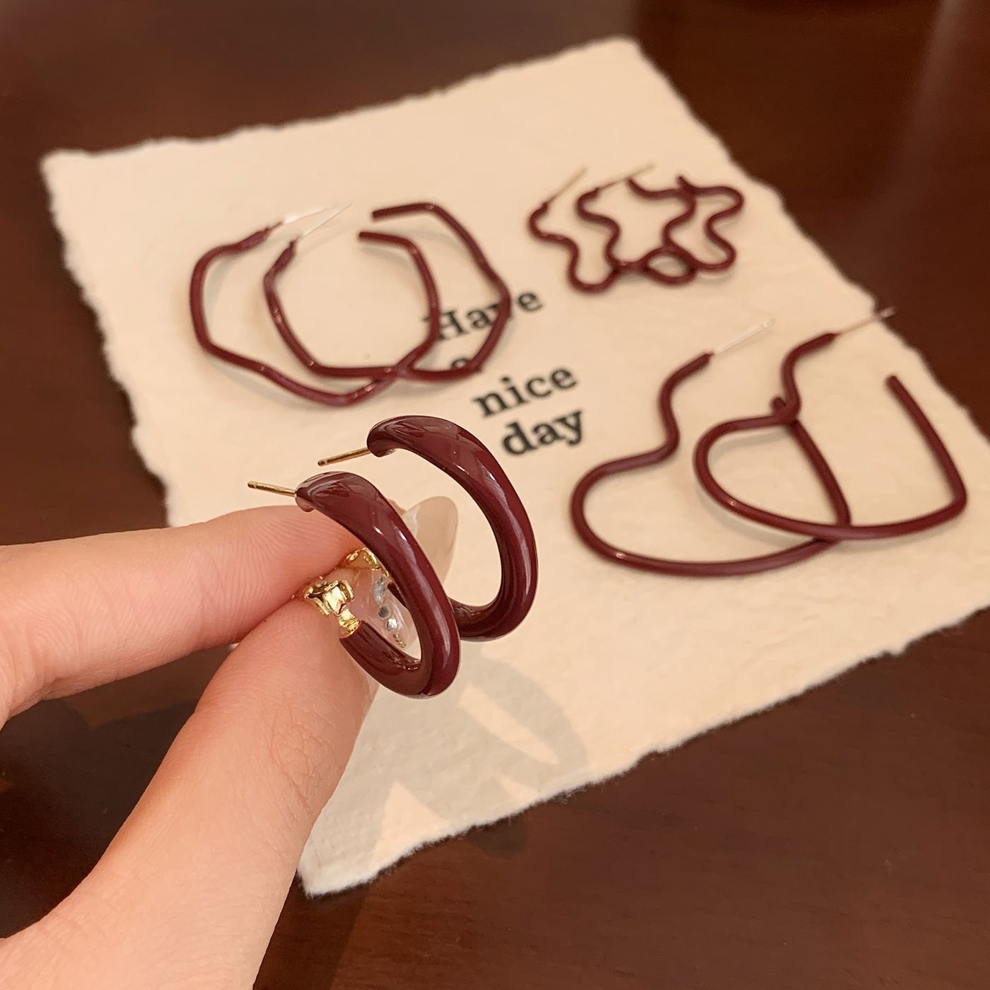 Wholesale retro encora red heart circle large earrings female silver needle