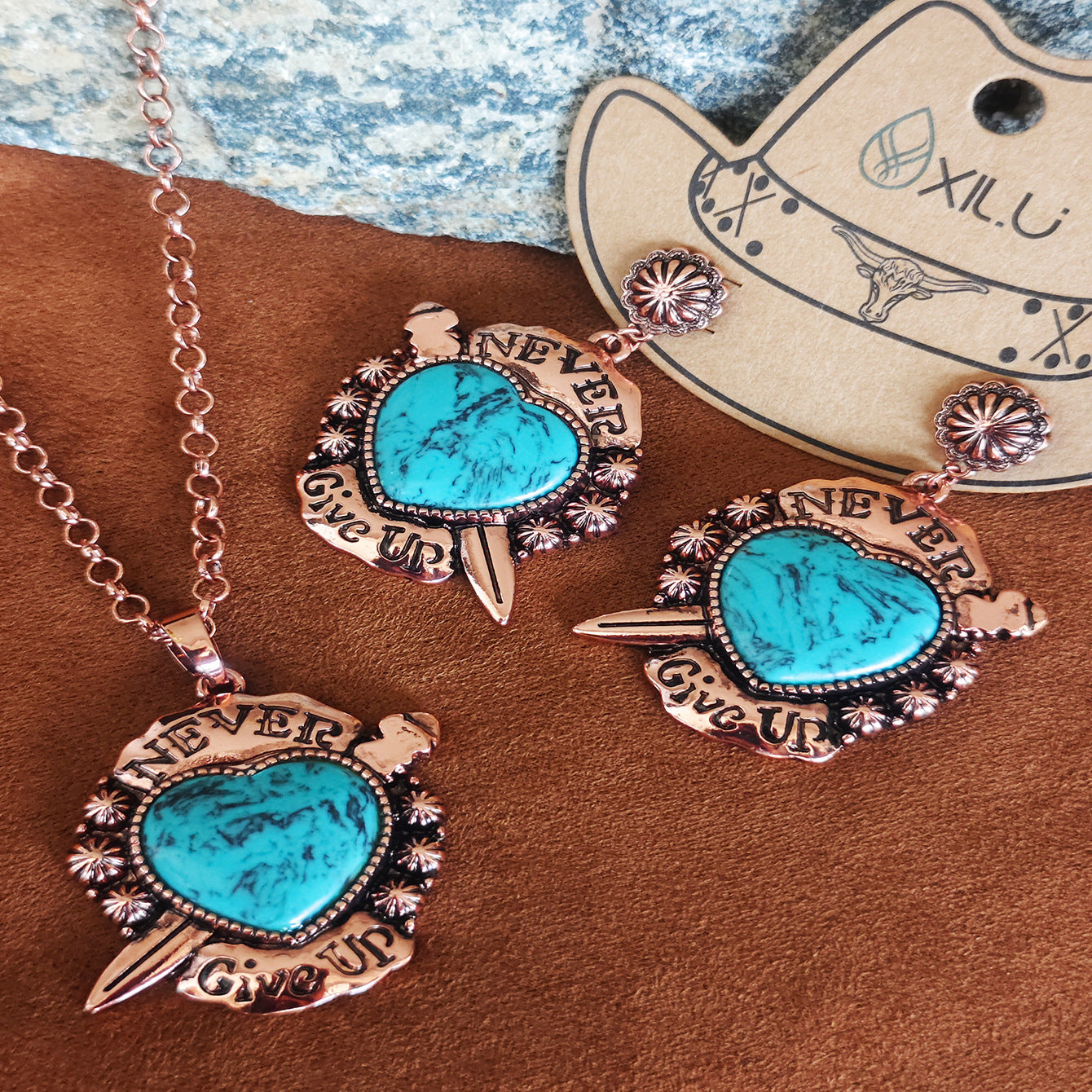 Wholesale Boho Heart Turquoise Pendant Necklace And Earrings Set Retro Gold Tone Fashion Jewelry Accessory For Party And Gift