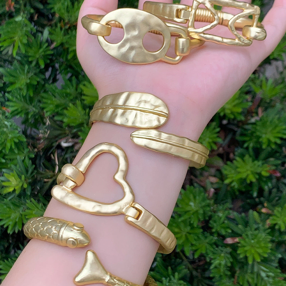 Wholesale  Vintage Love Alloy Bracelet