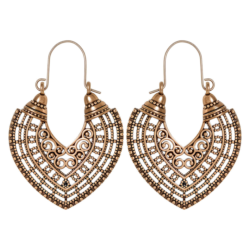 Wholesale Bohemian Retro Metal Hollow Heart Earrings Fashion Accessory Gift for Women