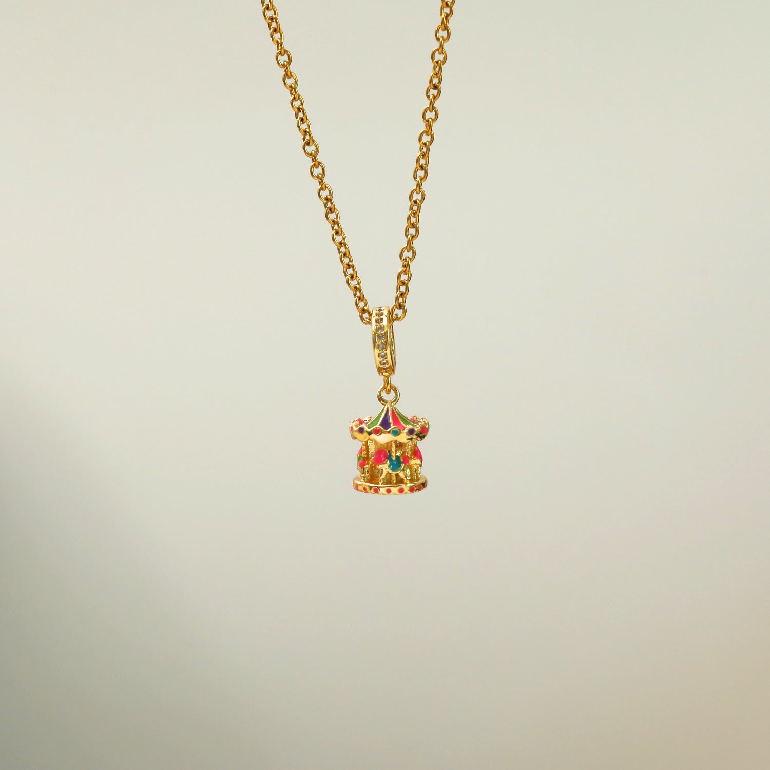 Wholesale Color Ocean Series Gold Plated Red Resin Sweater Chain