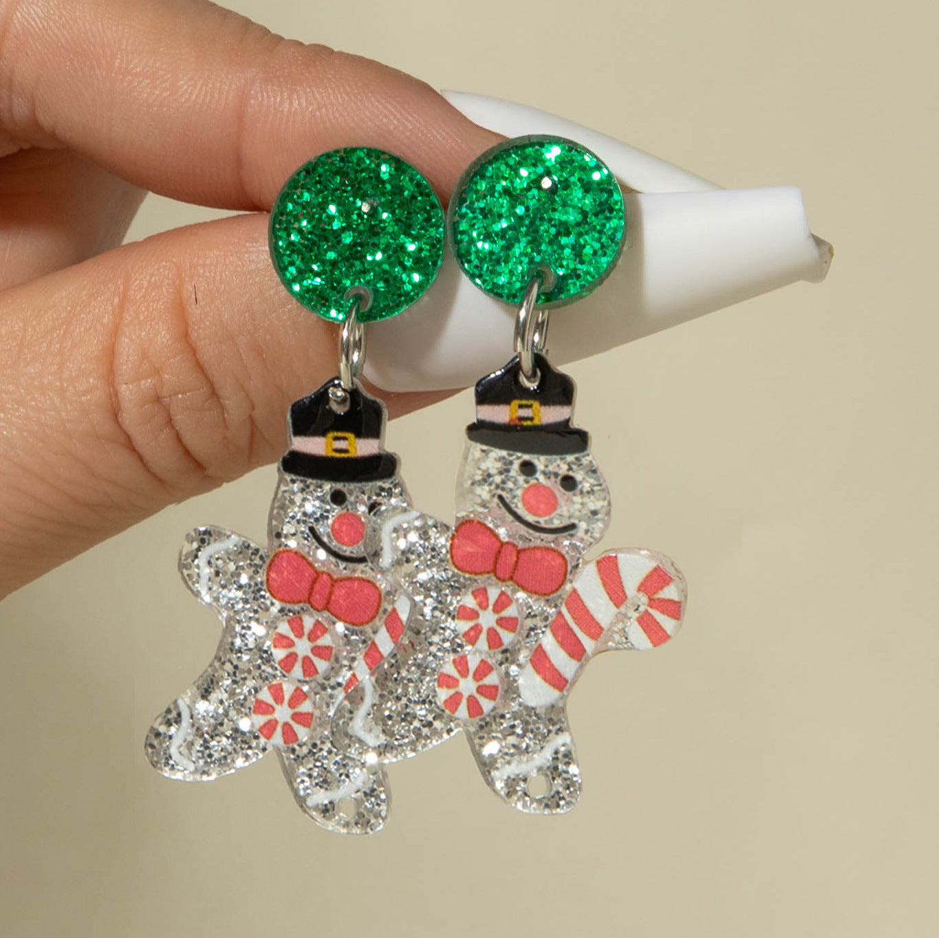 Wholesale Christmas   sequined acrylic earrings