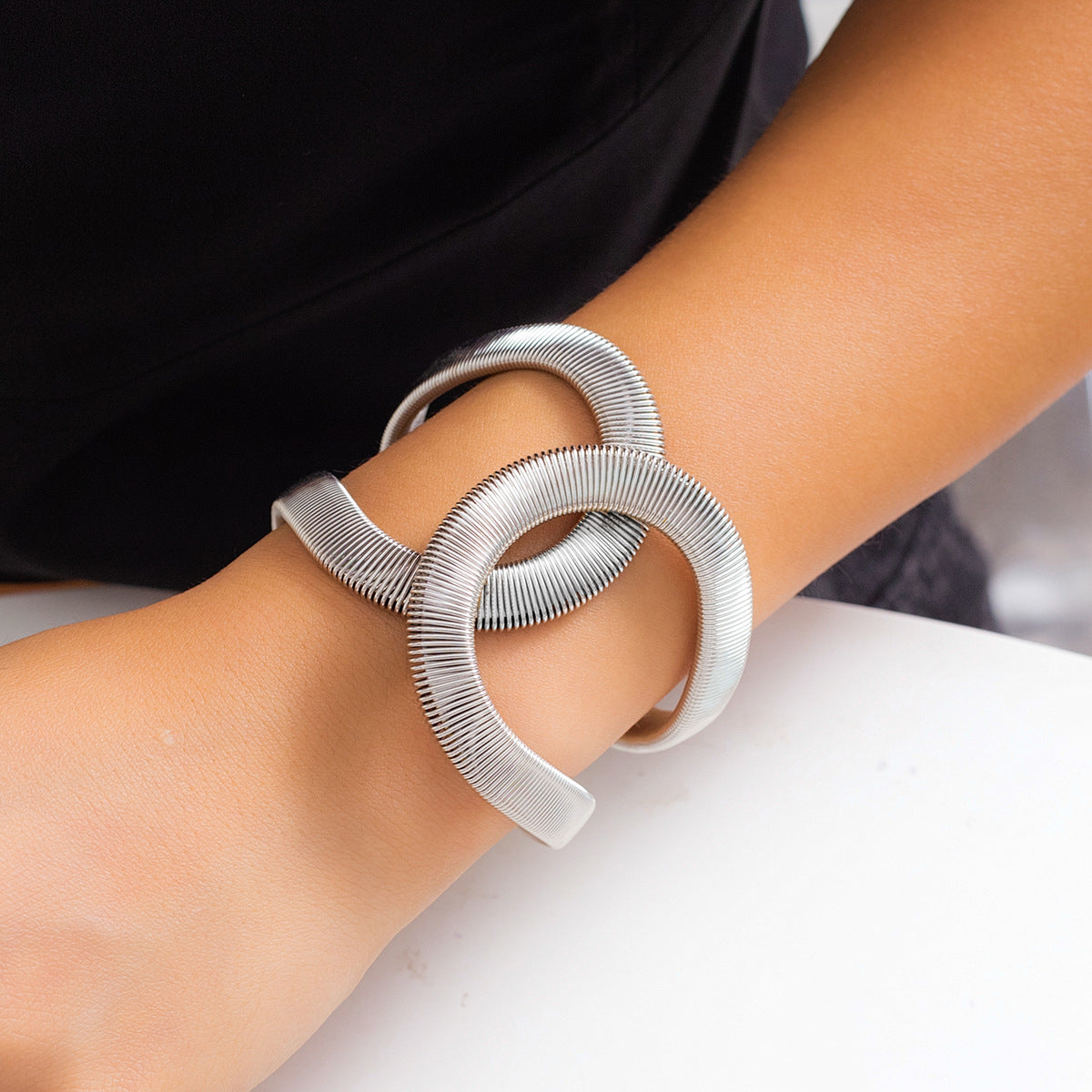 Wholesale Metal Adjustable Cuff Bracelets ACC-BT-XueRou002